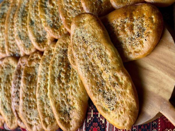 Matnakash Bread